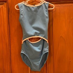 Five dancewear keyhole front leotard YL